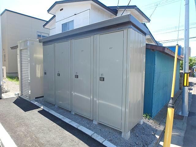 その他