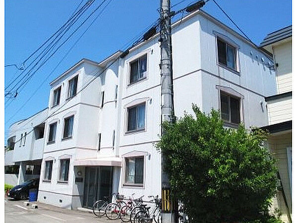 マンションアムール 302｜北海道函館市亀田町(賃貸アパート1DK・3階・30.27㎡)の写真 その1