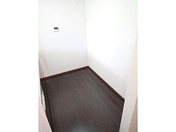 ClairSharmB_内装_13