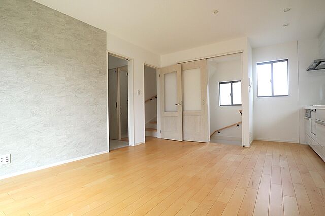 リビング/ダイニング 広島市安佐北区亀山1丁目