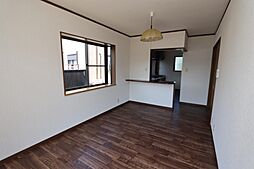 常行戸建 5LDKのリビング/ダイニング