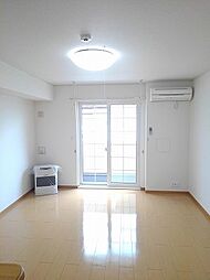 フェスターレ 104 1階ワンルームのリビング/ダイニング