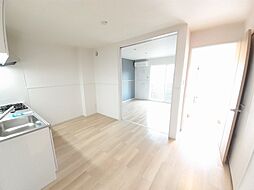 カーサ　ルピナス　II 102 1階2DKのリビング/ダイニング