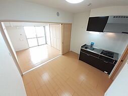 カルム・ヴィラ　長蔵 202 2階1DKのリビング/ダイニング