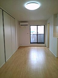 ジュネス高須 201 2階1LDKのリビング/ダイニング