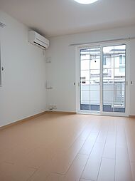 アラモードメゾンI　Ｂ 101 1階ワンルームのリビング/ダイニング