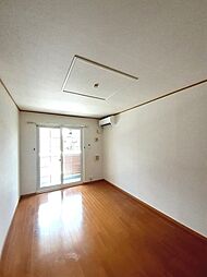 ピュール　ジャンＣ 101 1階1LDKのリビング/ダイニング