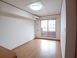 カルムメゾンI 202 2階2LDKのリビング/ダイニング