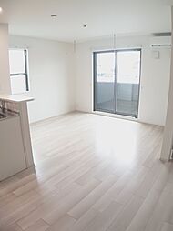 フォレスト・ヴィラII 101 1階1LDKのリビング/ダイニング