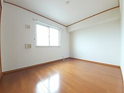 カーサ・ピアヌーラ 102 1階1LDKのリビング/ダイニング