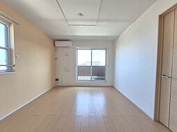 八重櫻Ｃ 204 2階2LDKのリビング/ダイニング