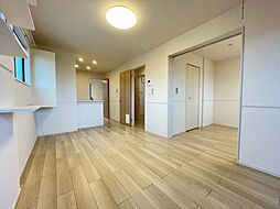 セピアII 201 2階2LDKのリビング/ダイニング