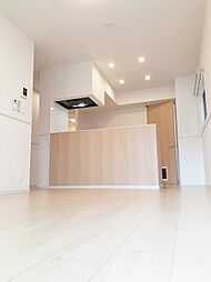 アンプルール　II 103 1階1LDKのリビング/ダイニング