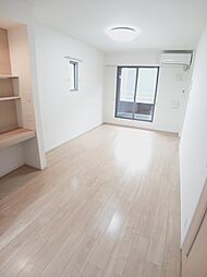 プラスターラー．エス　壱番館 205 2階1LDKのリビング/ダイニング