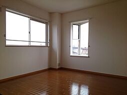 サンリット 303 3階2DKのリビング/ダイニング