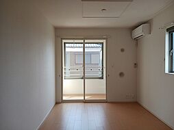 ジェントリー 204 2階2DKのリビング/ダイニング