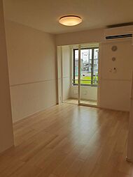 エム　クルール 102 1階1LDKのリビング/ダイニング