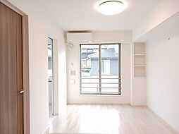 グラン・ダイナI 102 1階1LDKのリビング/ダイニング