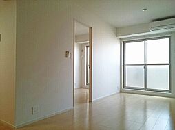 ウェスト宮ノ下 506 5階1LDKのリビング/ダイニング