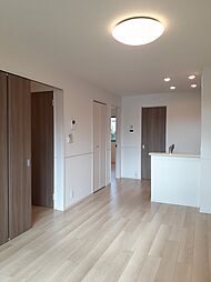 リヴェール　IV 104 1階1LDKのリビング/ダイニング