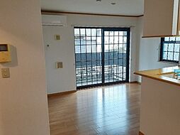 パークサイド横井 102 1階1LDKのリビング/ダイニング