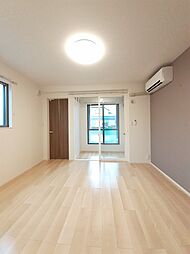 グラシア 104 1階1LDKのリビング/ダイニング