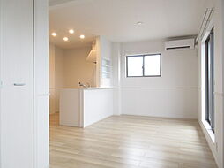 エレガンシア　II 204 2階2LDKのリビング/ダイニング