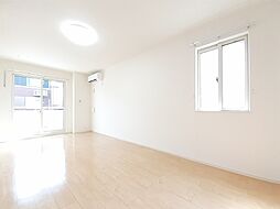 アムール　Ｂ 101 1階1LDKのリビング/ダイニング