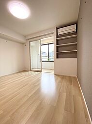 ミニョンガーデンIII 103 1階ワンルームのリビング/ダイニング