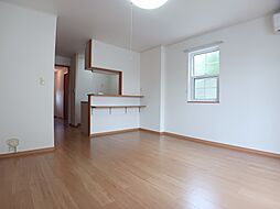 プラムII 101 1階ワンルームのリビング/ダイニング