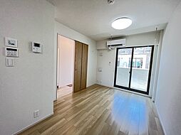 ディアコート桜I 104 1階1LDKのリビング/ダイニング