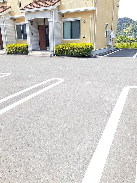 6 / 6