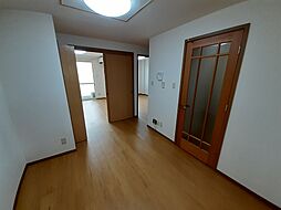 サンバティーク湊Ｂ 201 2階2DKのリビング/ダイニング