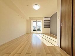 メゾン・ド・アルゴII 202 2階ワンルームのリビング/ダイニング