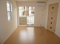 ソレアードIV 102 1階2DKのリビング/ダイニング