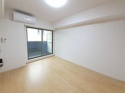 ルマルカブル 203 2階1Kのリビング/ダイニング