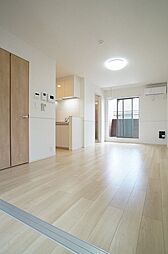 リーフガーデン　 203 2階1LDKのリビング/ダイニング