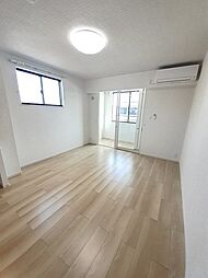 セントフルール 201 2階1Kのリビング/ダイニング