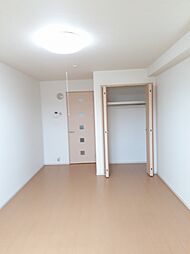 パセーオ 203 2階1Kのリビング/ダイニング