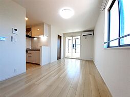 スリジェ　III 202 2階1LDKのリビング/ダイニング