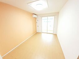 リアハウス冠木 102 1階1LDKのリビング/ダイニング