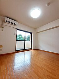 リブリーシャン 105 1階ワンルームのリビング/ダイニング