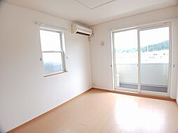 アニュー・グレイスII 102 1階2DKのリビング/ダイニング