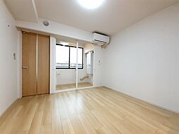 バル　リヴィエール 303 3階1LDKのリビング/ダイニング