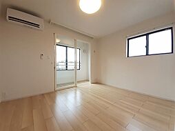 アンビションＸ 204 2階1LDKのリビング/ダイニング