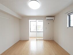 ネスト・カトー 104 1階1Kのリビング/ダイニング