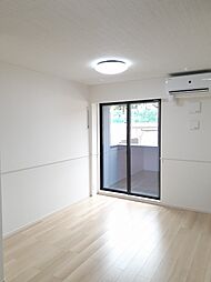 コンフォート 103 1階1LDKのリビング/ダイニング