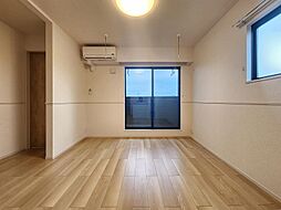 コーラルローズIII 201 2階3LDKのリビング/ダイニング