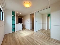 ラ・スペランツァIII 201 2階2LDKのリビング/ダイニング