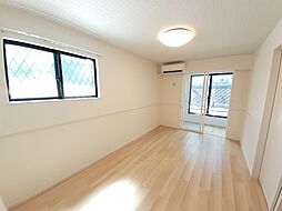 ウエスト・サイド・ヴィラ 101 1階1LDKのリビング/ダイニング